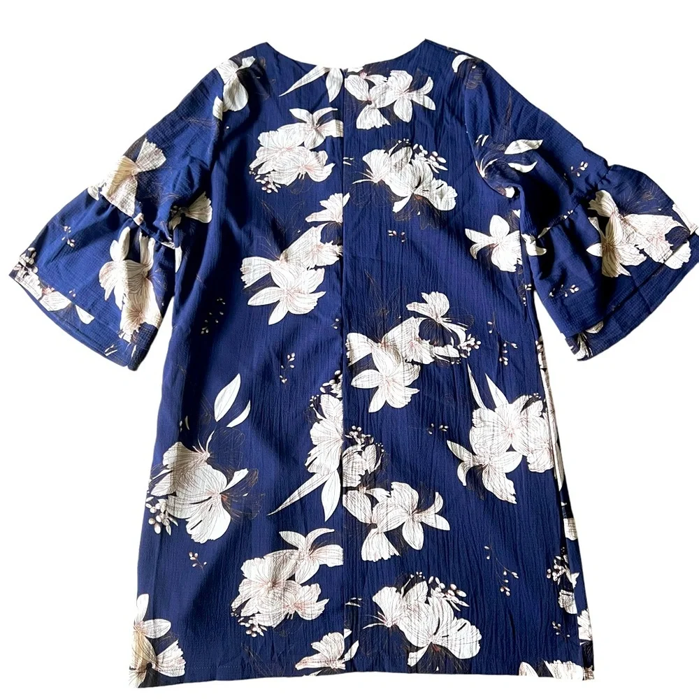 NWT BELONGSCI Womens V-Neck Bell Sleeve Shift Dress Mini Dress Navy Size Large - Picture 2 of 12